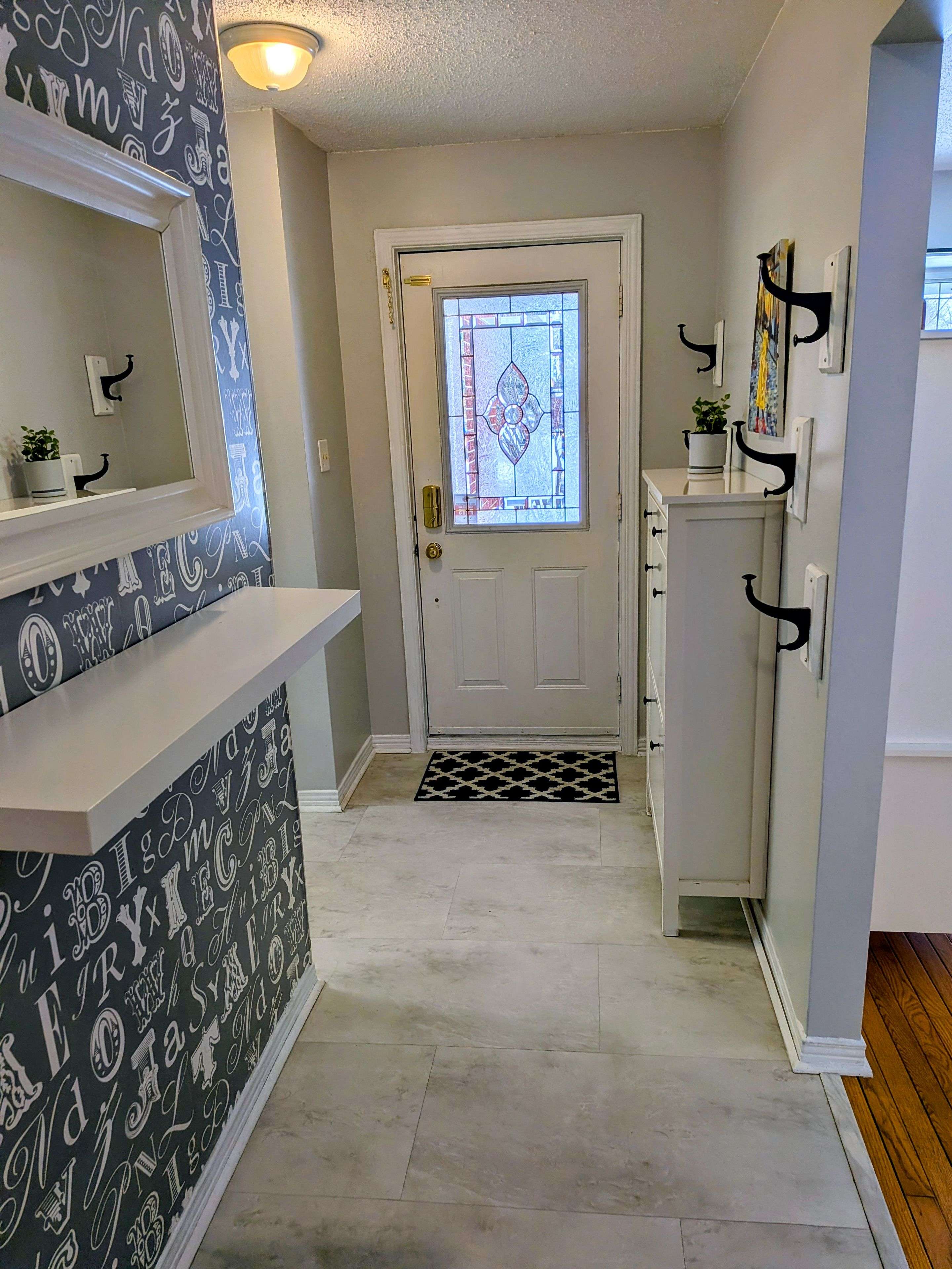 Barrhaven, ON K2J 2V5,48 Tartan DR