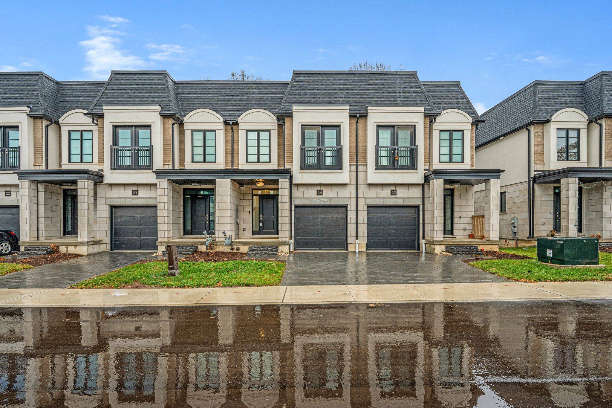 Cambridge, ON N1R 5H6,143 Elgin ST N #24