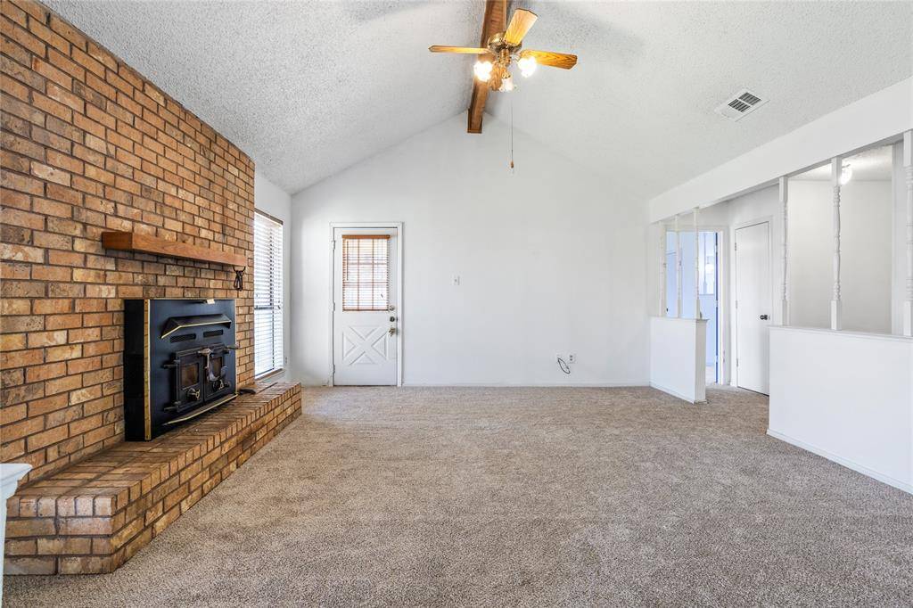 Arlington, TX 76017,5717 Myers Road