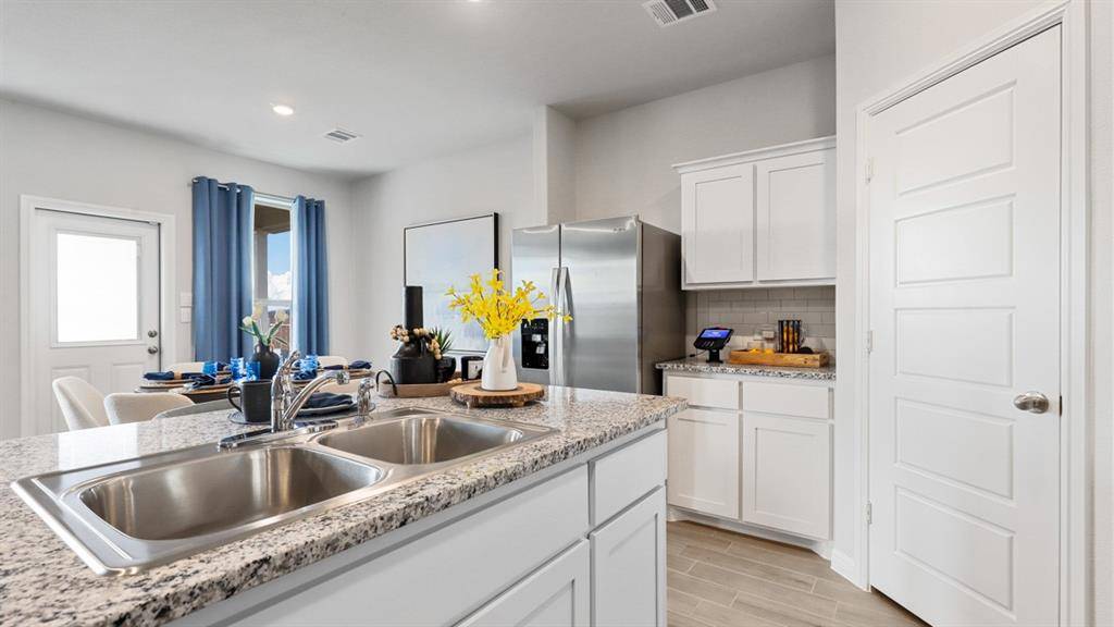 Denton, TX 76249,733 WILDRYE Lane