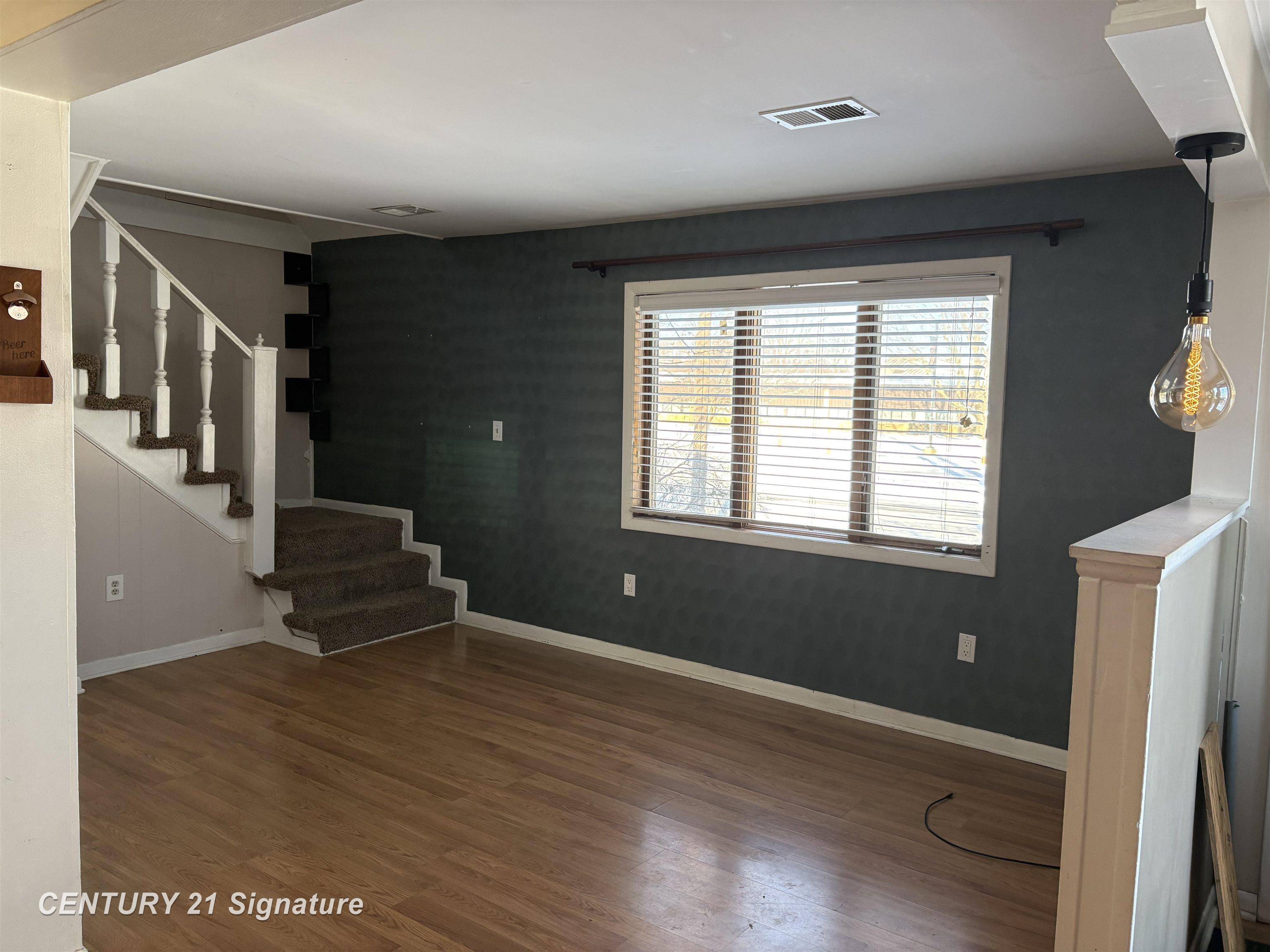 Flushing, MI 48433,530 Coutant ST