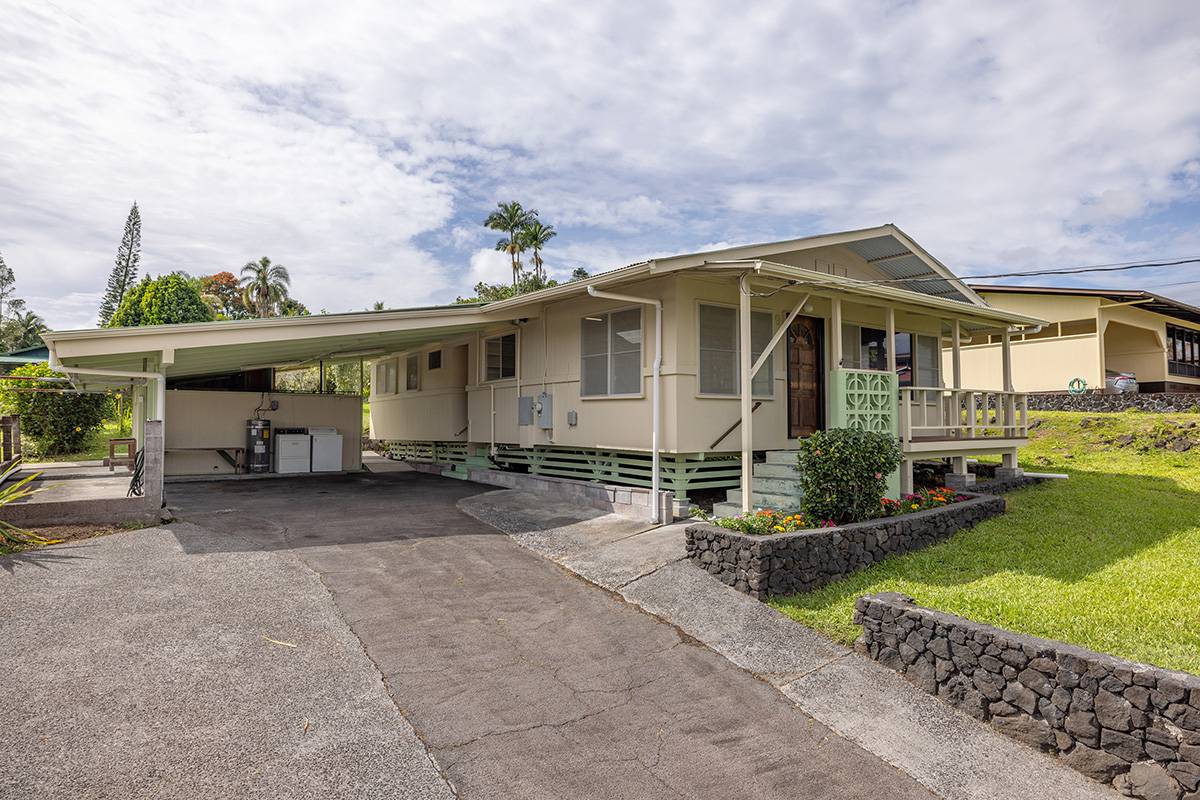 Hilo, HI 96720,9 HOKULANI ST