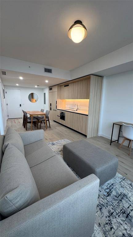 Miami, FL 33128,225 N Miami Ave #3604