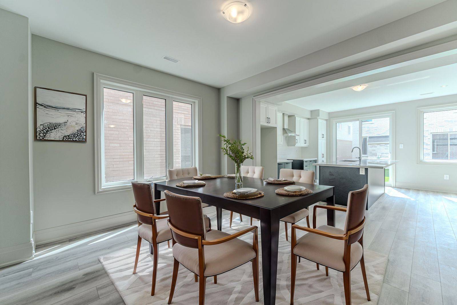 Barrie, ON L9J 0Z5,5 Amsterdam DR