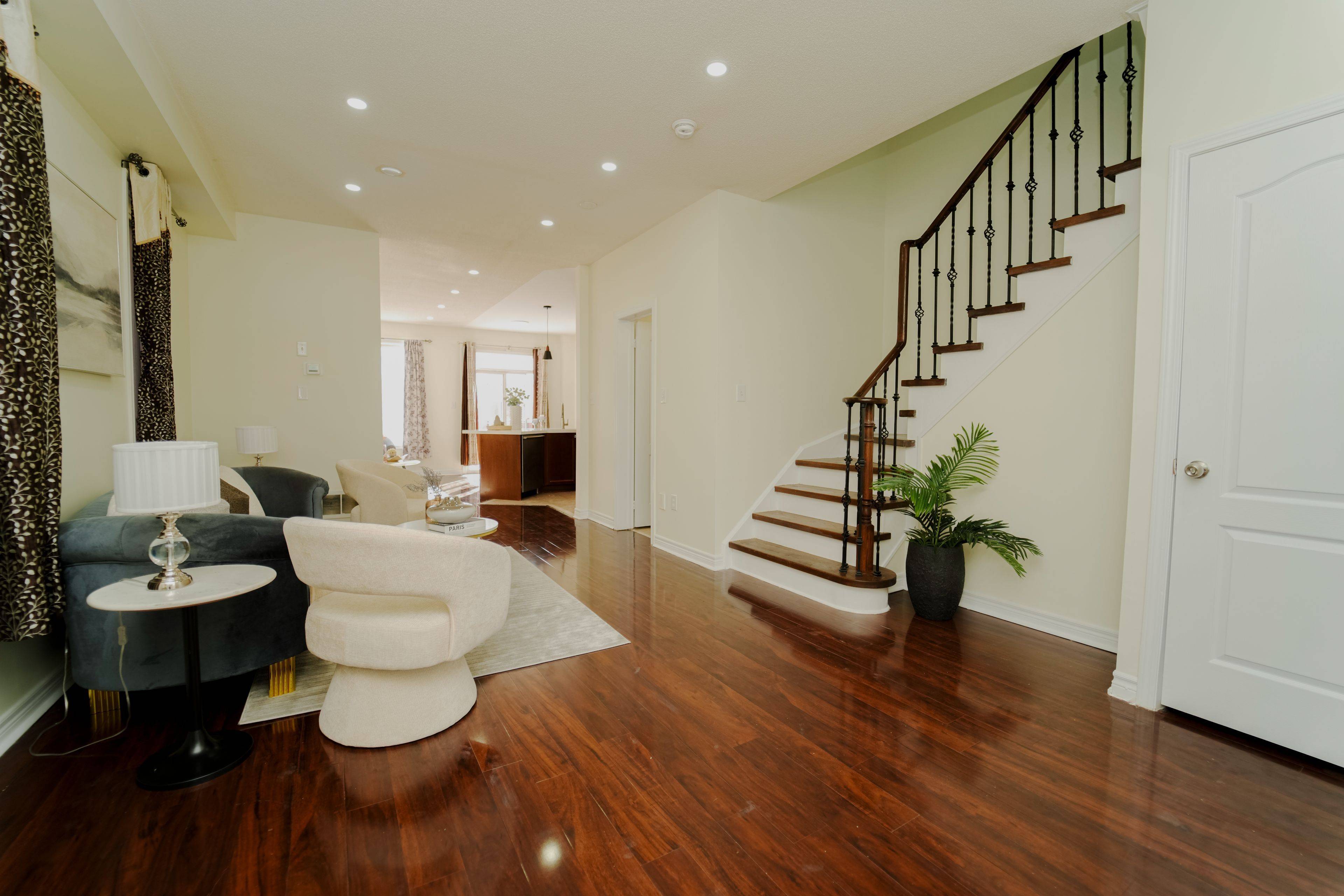 Brampton, ON L6V 4N5,133 Seahorse AVE