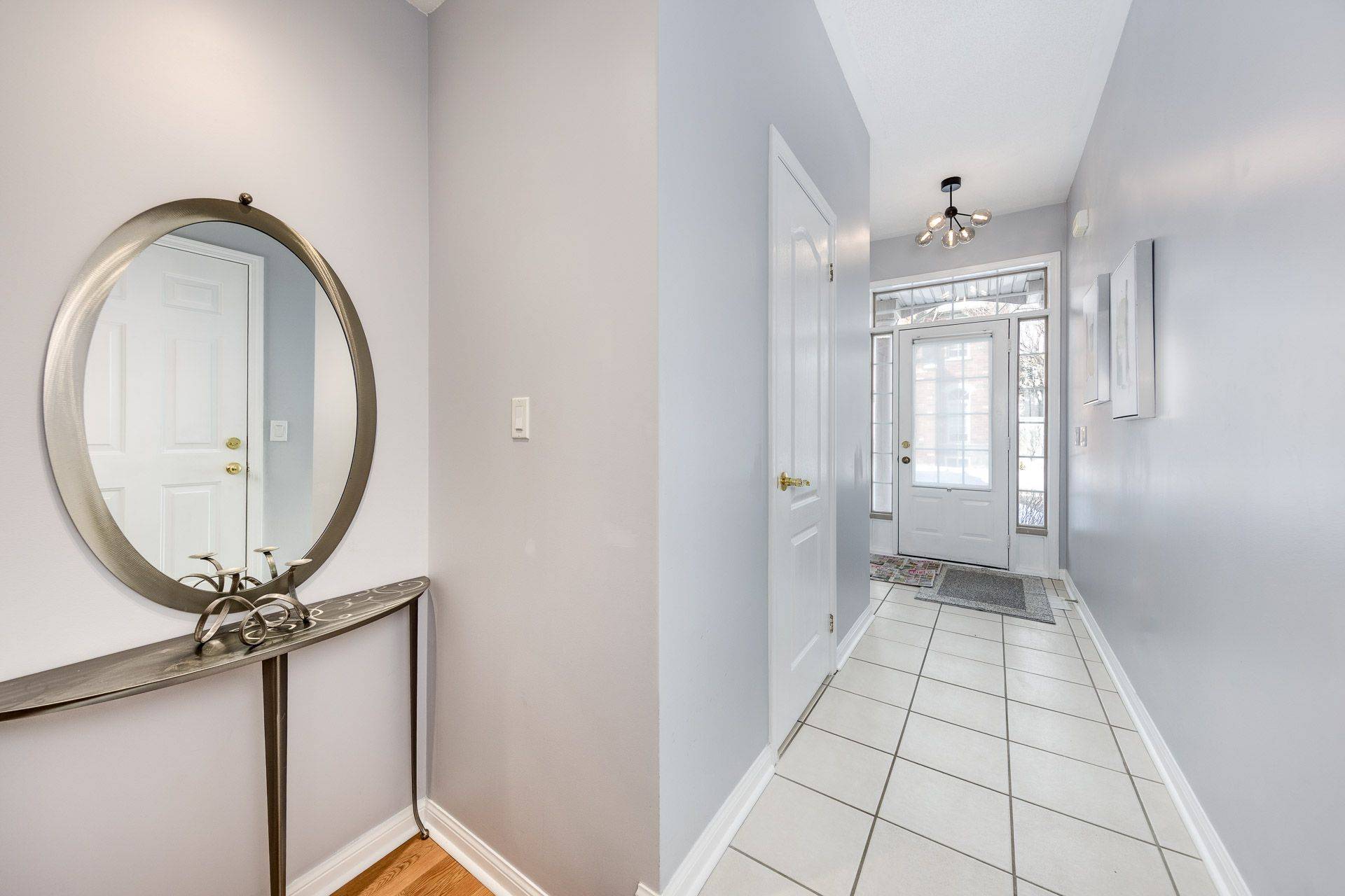 Mississauga, ON L5K 1V9,2401 Fifth Line W #8