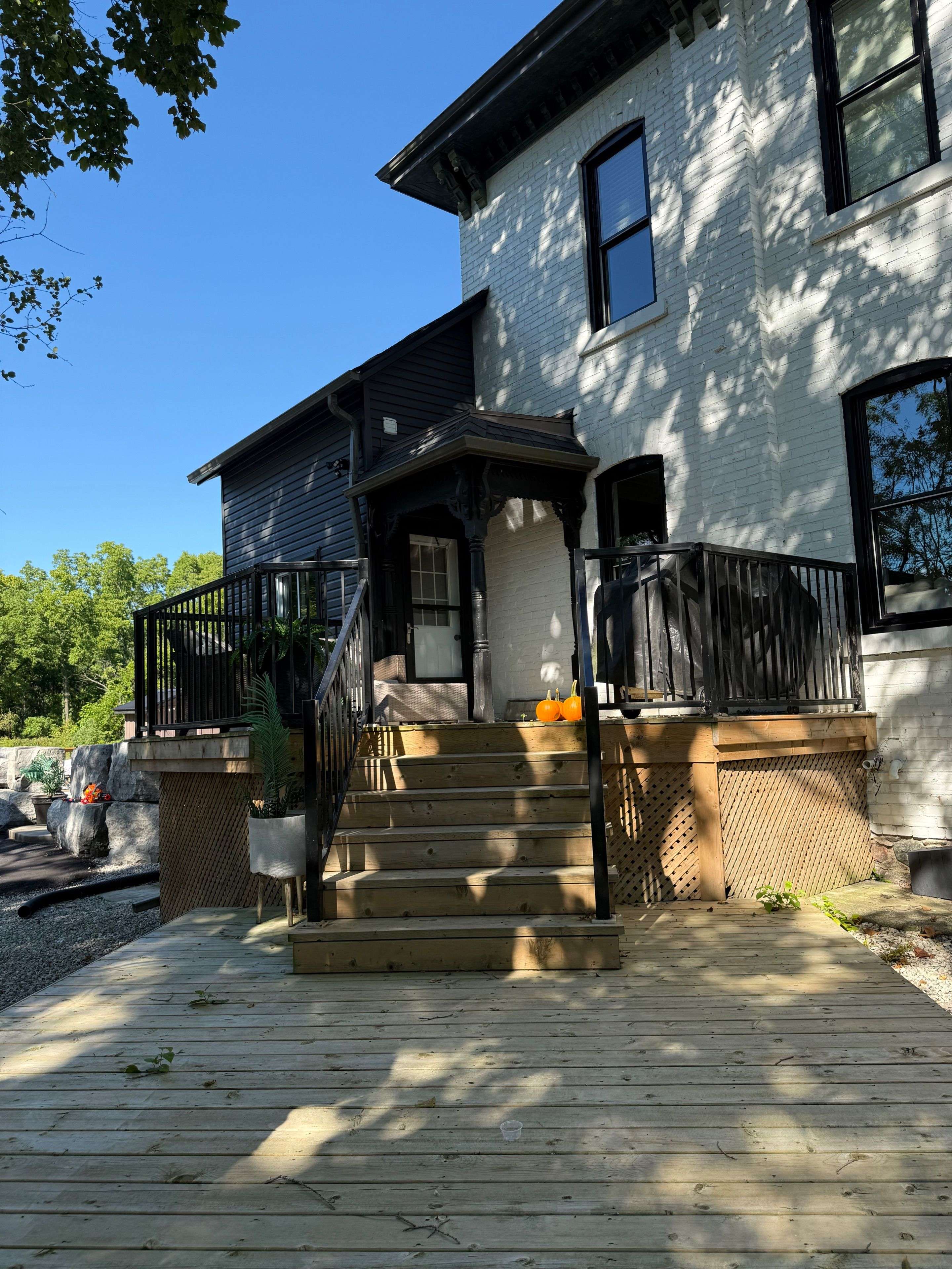 Central Elgin, ON N5P 3S7,46254 New Sarum Line