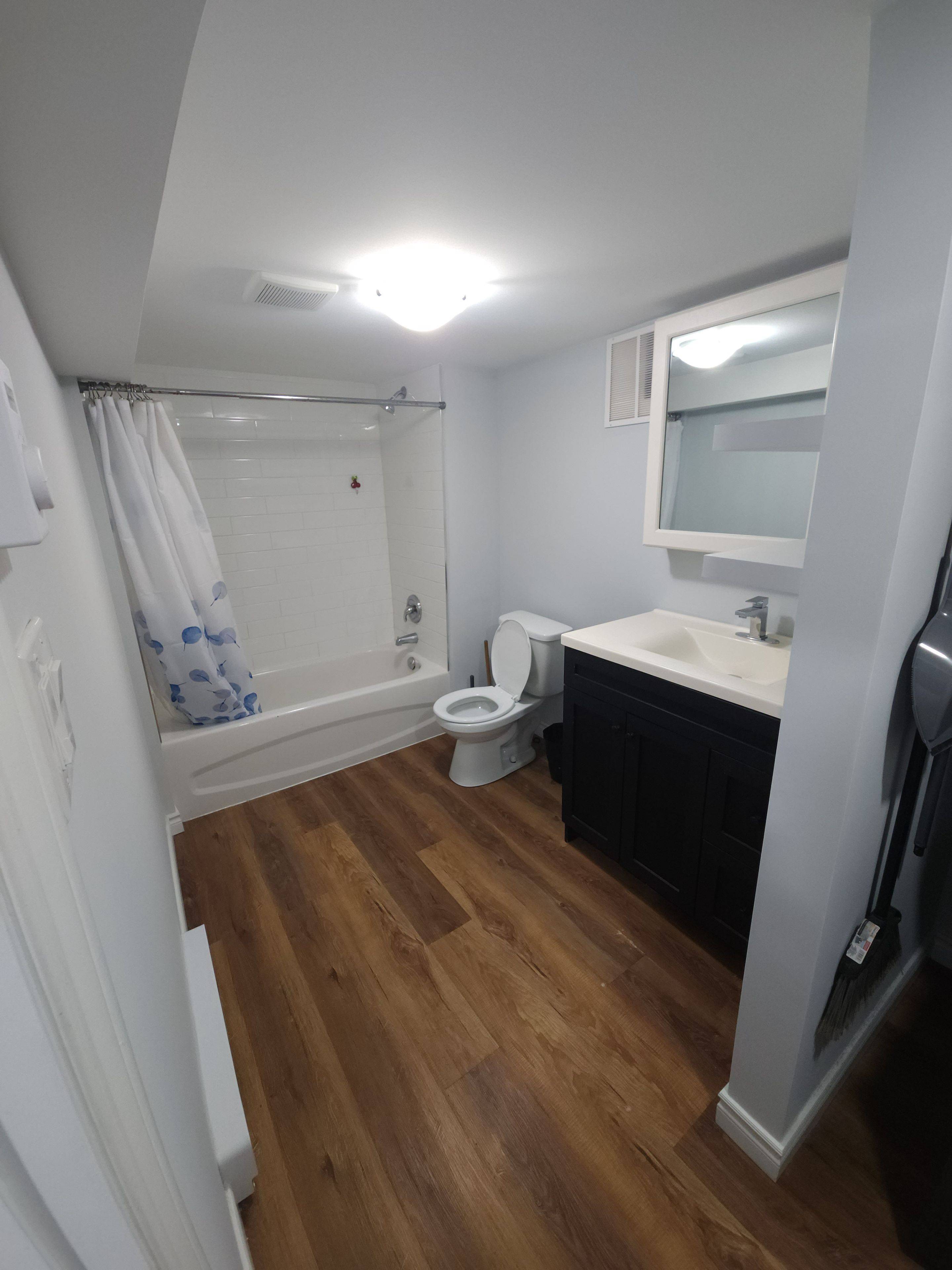 Welland, ON L3C 5P2,185 Saint George ST