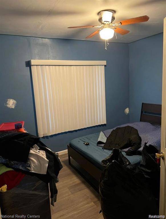 Detroit, MI 48223,15837 Fielding ST