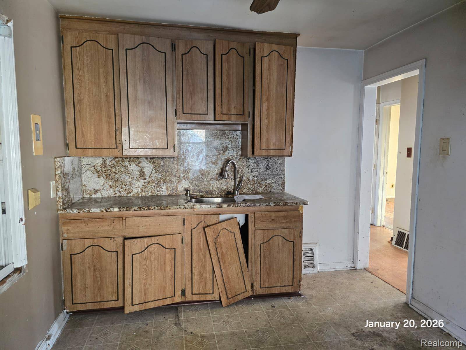 Detroit, MI 48221,20218 Monte Vista ST