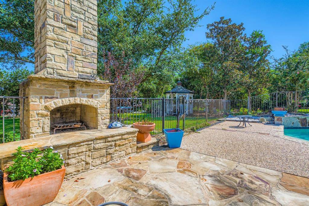 Wylie, TX 75098,208 Camino Real W