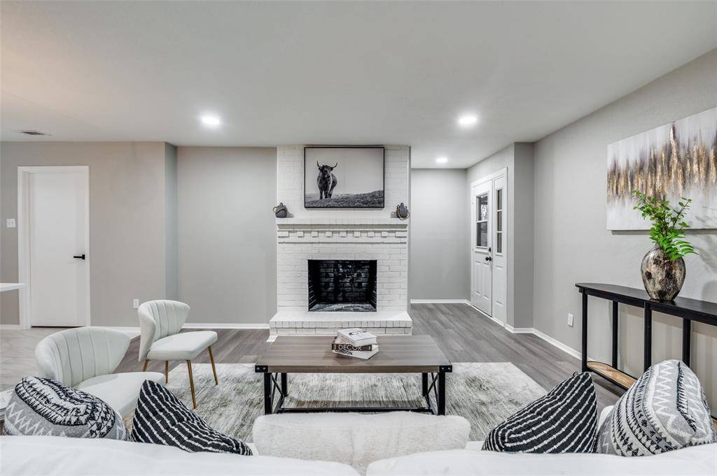 Desoto, TX 75115,225 Highridge Drive