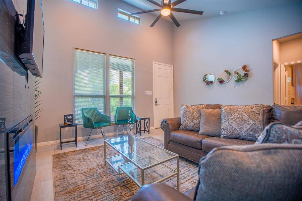 Fort Worth, TX 76104,836 E Maddox Avenue