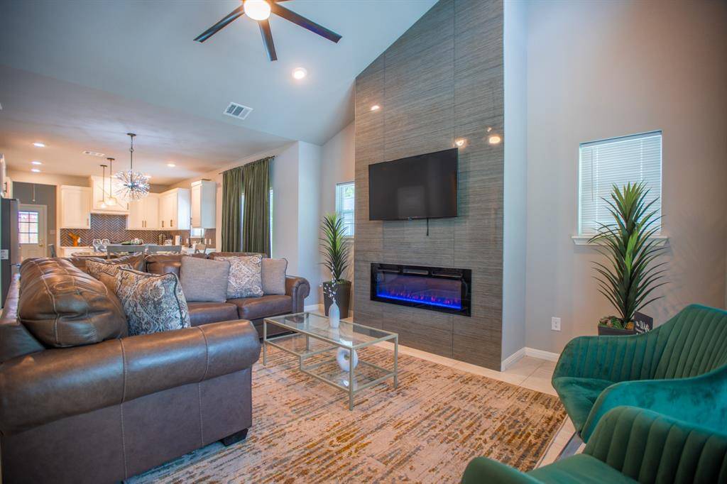 Fort Worth, TX 76104,836 E Maddox Avenue