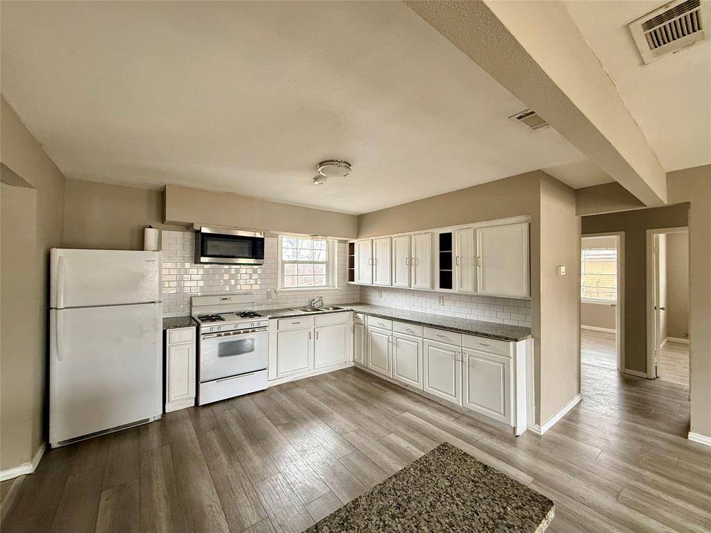 Mesquite, TX 75150,3442 Caracas Drive