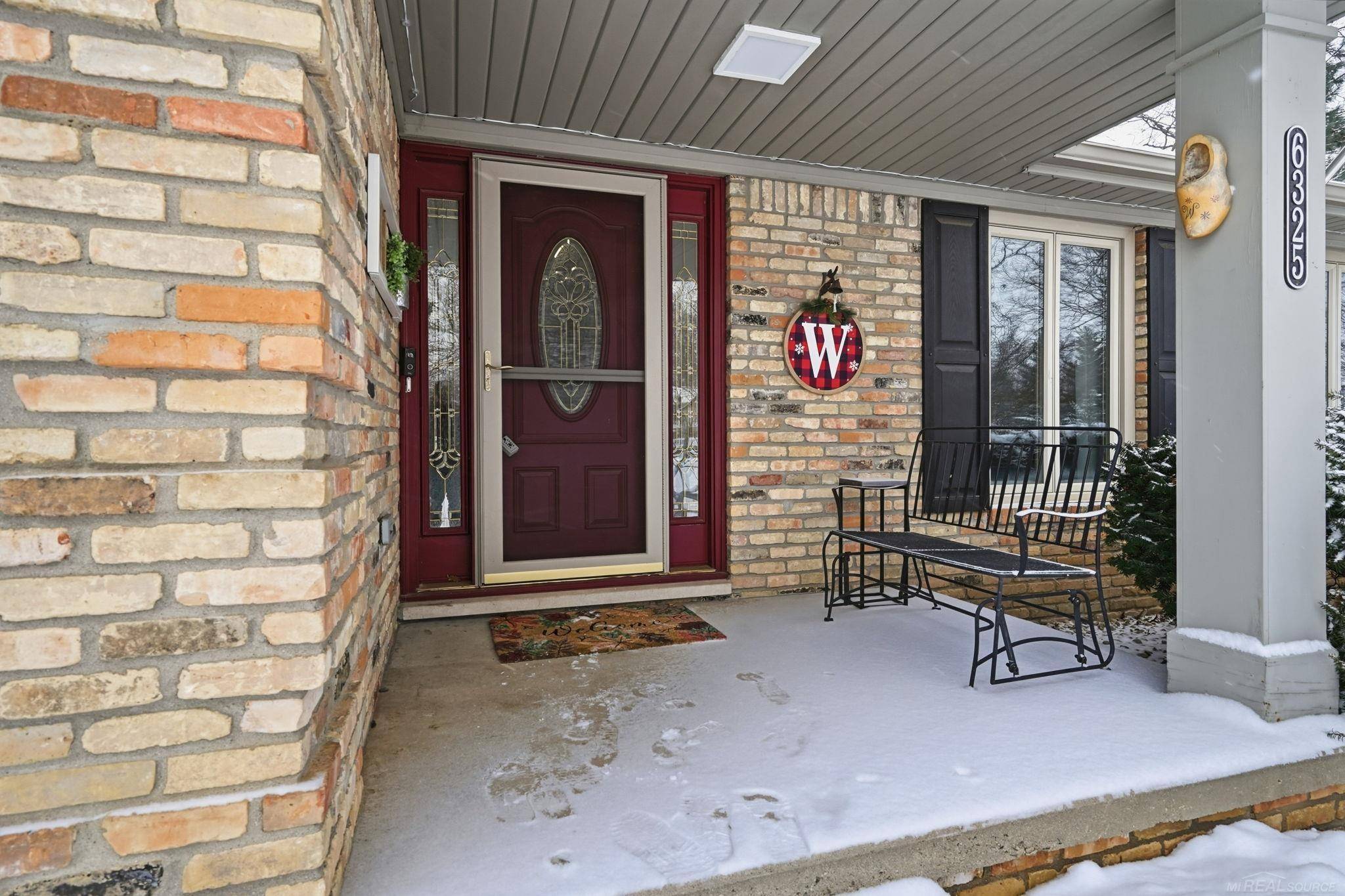 Grand Blanc, MI 48439,6325 Kings Pointe RD