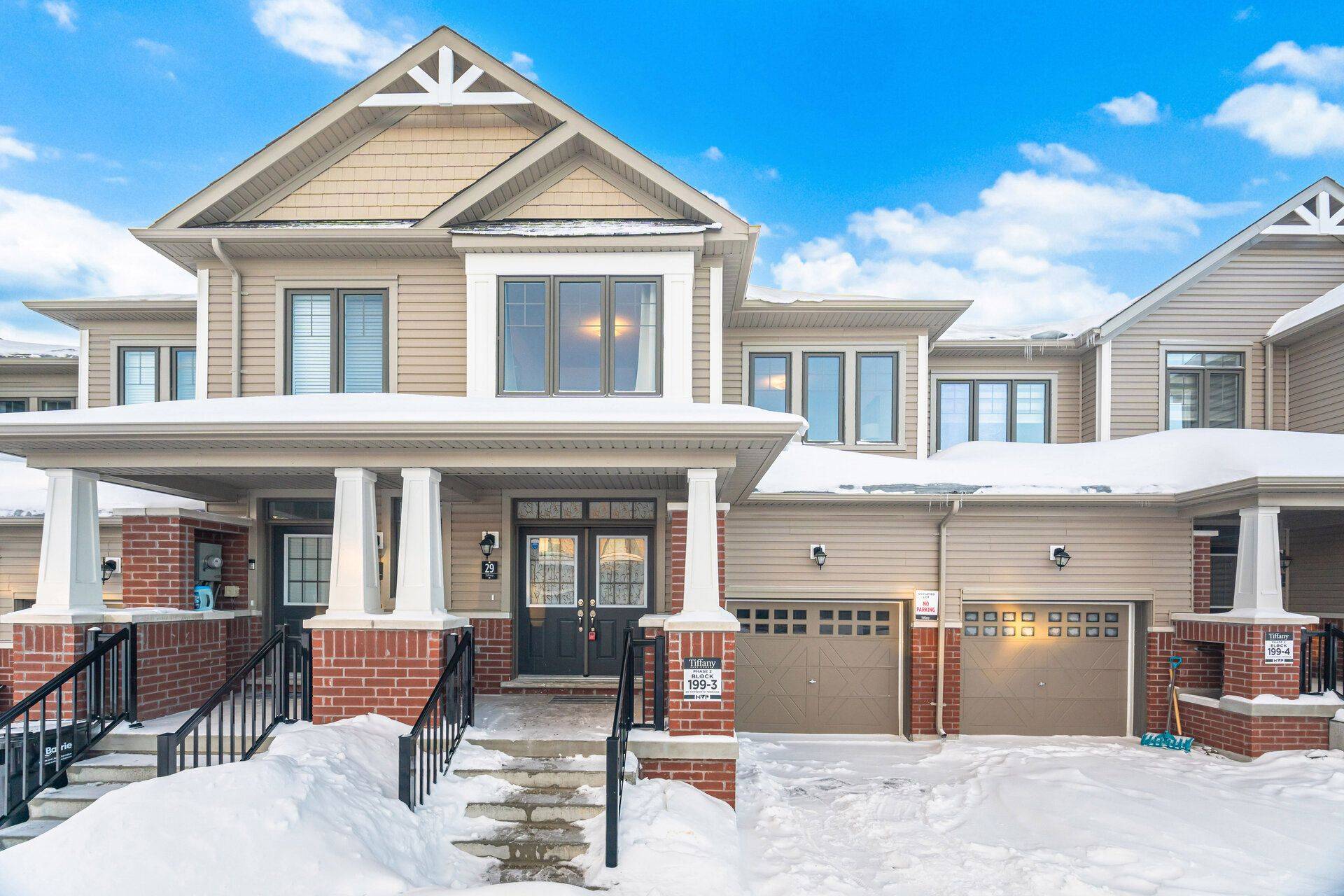 Barrie, ON L9J 0W5,29 Tamworth TER