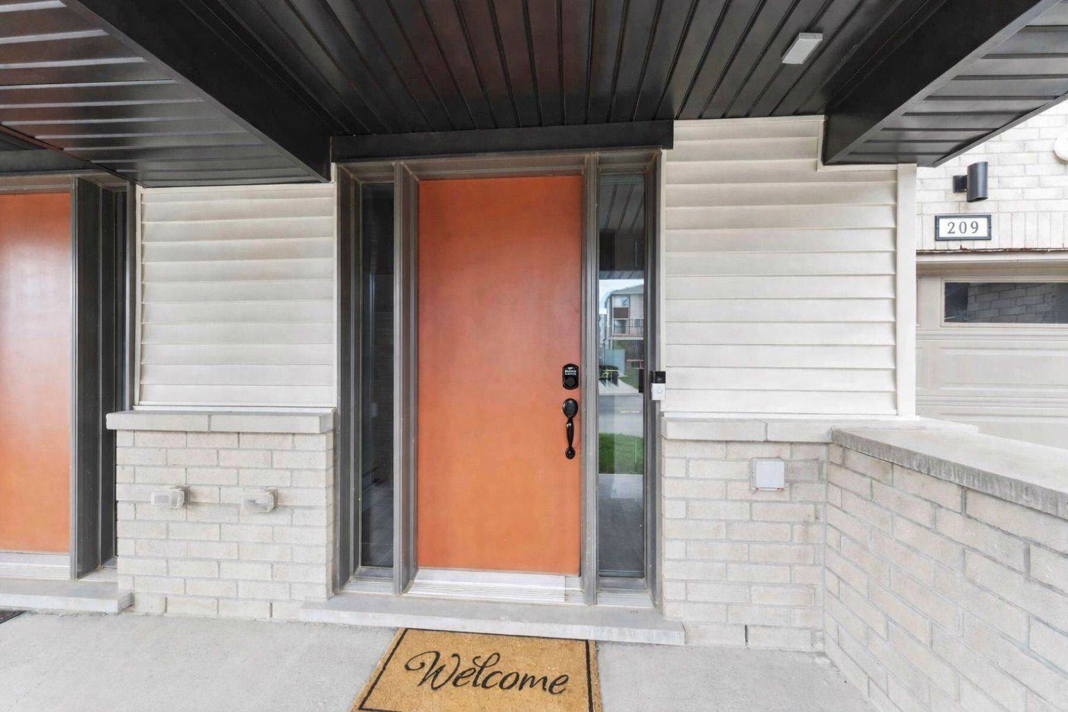 Barrhaven, ON K2J 7J4,209 Anyolite Private