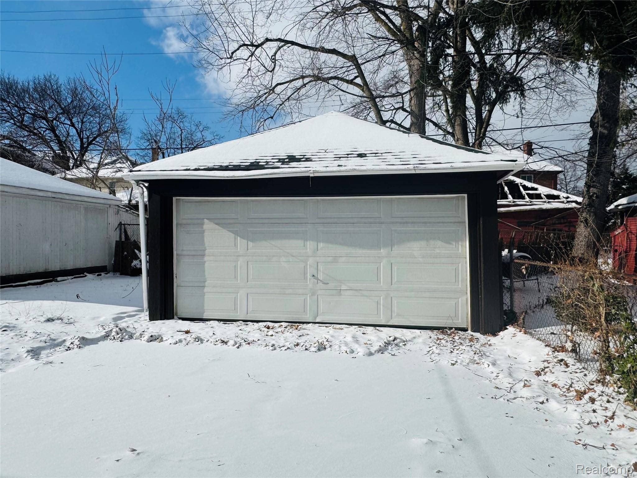 Detroit, MI 48221,17523 Santa Barbara DR