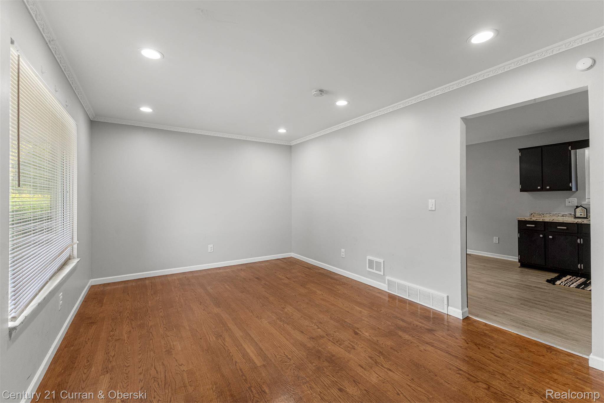 Lincoln Park, MI 48146,1375 Wilson AVE