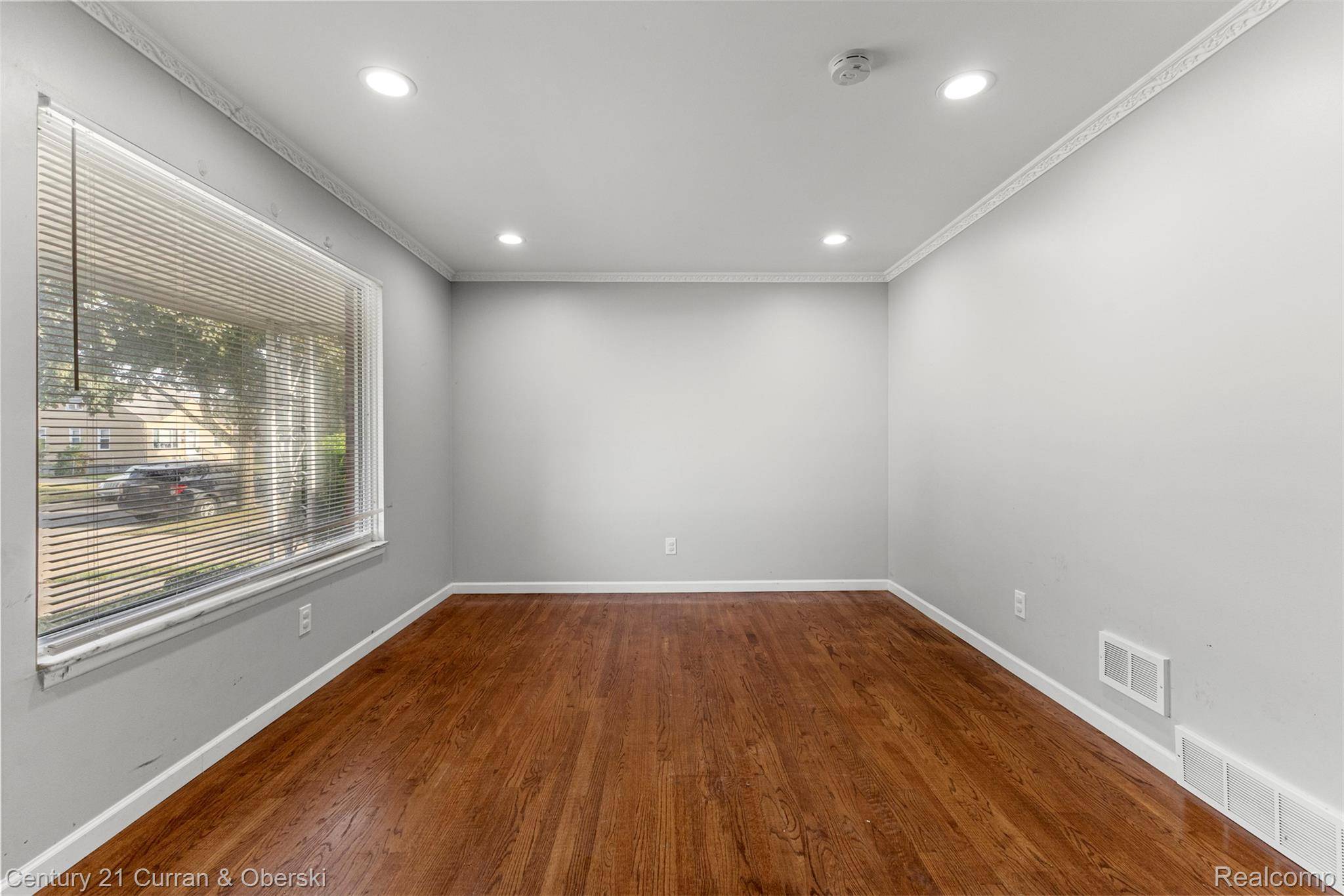 Lincoln Park, MI 48146,1375 Wilson AVE