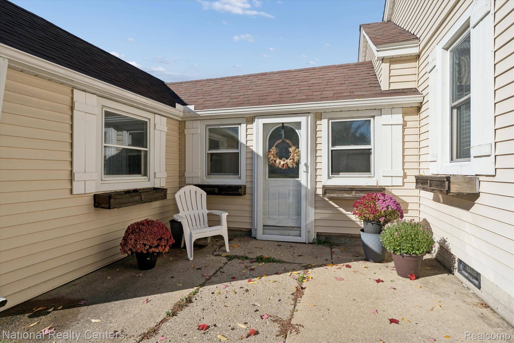 Milford, MI 48381,1127 E Commerce ST