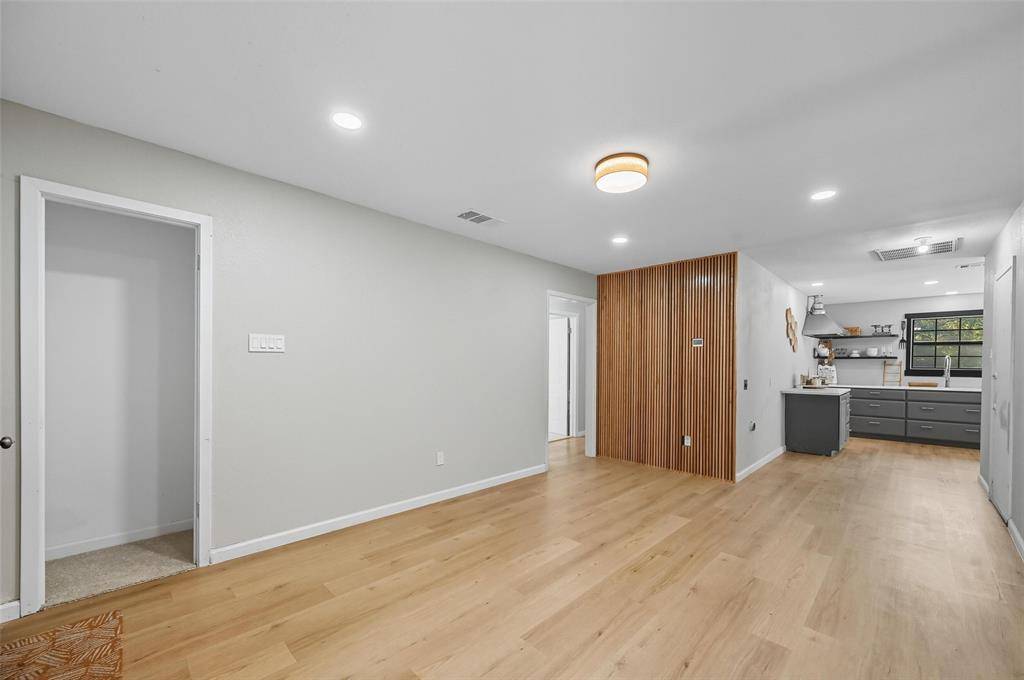 Dallas, TX 75216,1434 Owega Avenue