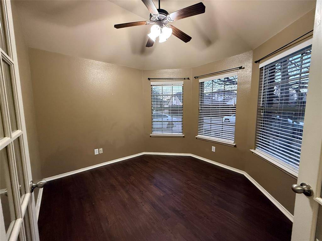 Little Elm, TX 75068,816 Lake Grove Drive