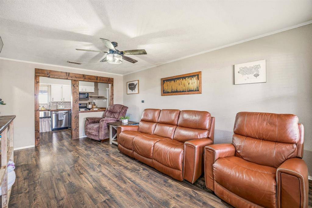 Stephenville, TX 76401,220 Davis