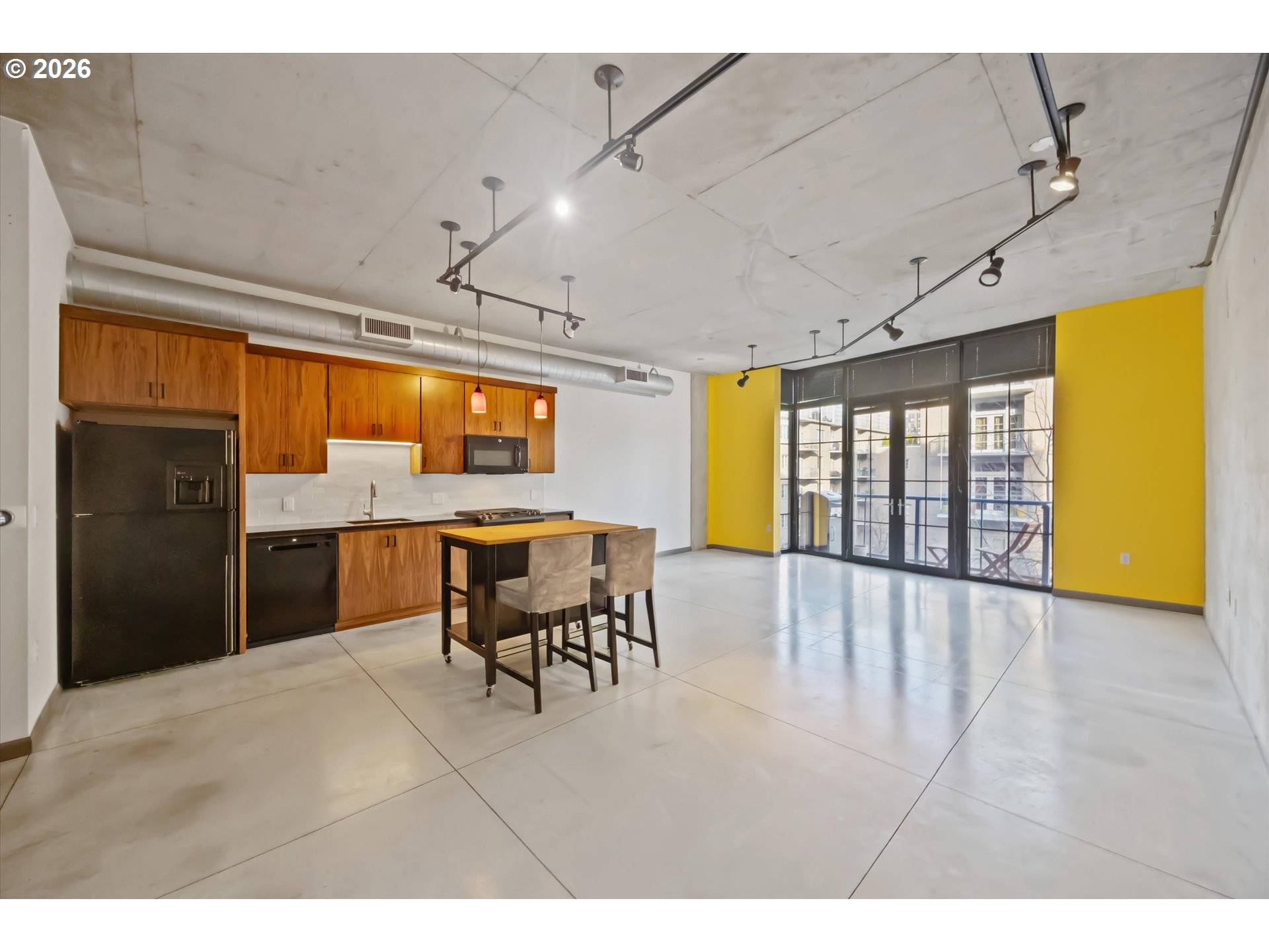 Portland, OR 97209,1030 NW 12TH AVE #330