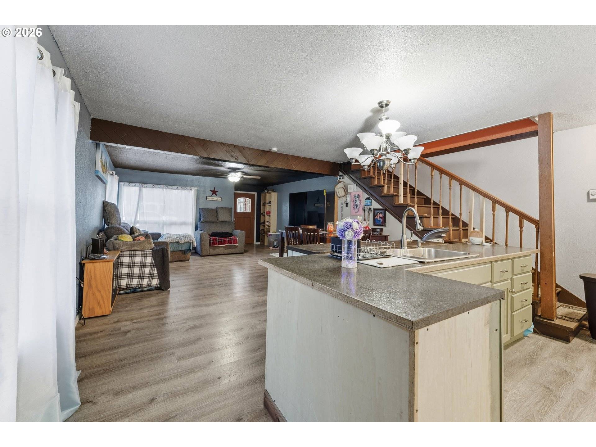 Milton Freewater, OR 97862,917 ROBBINS ST