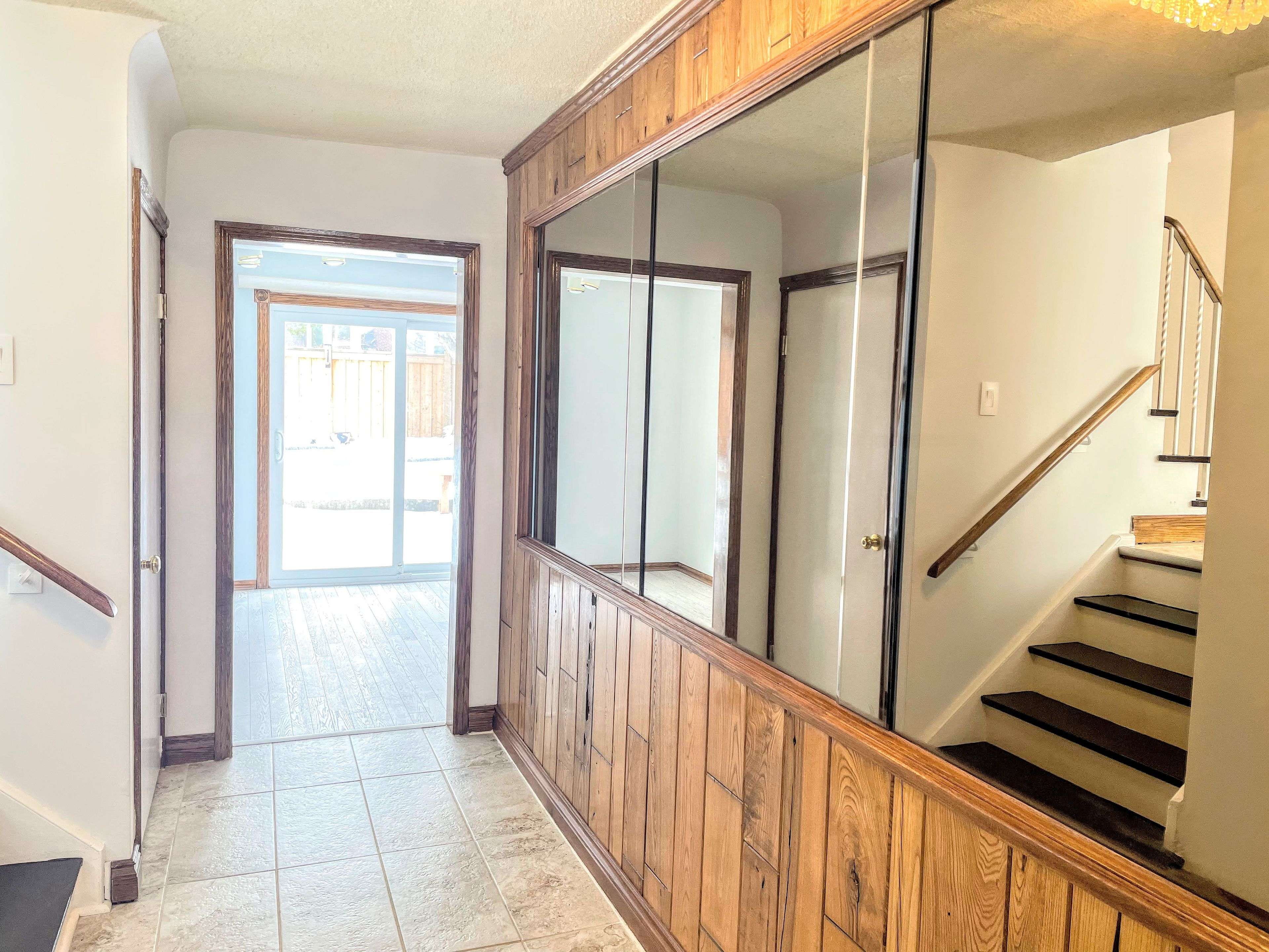 Toronto C07, ON M2R 2L7,58 Marathon CRES