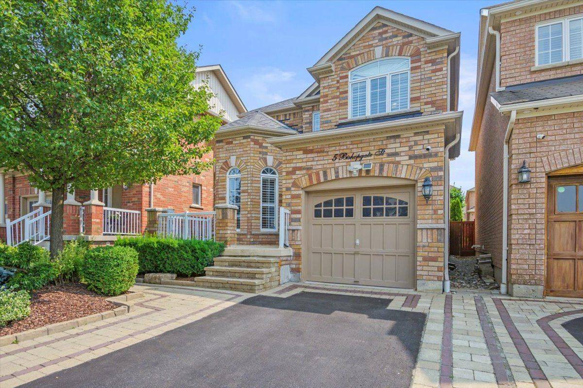 Whitby, ON L1P 0A6,5 Bishopgate ST