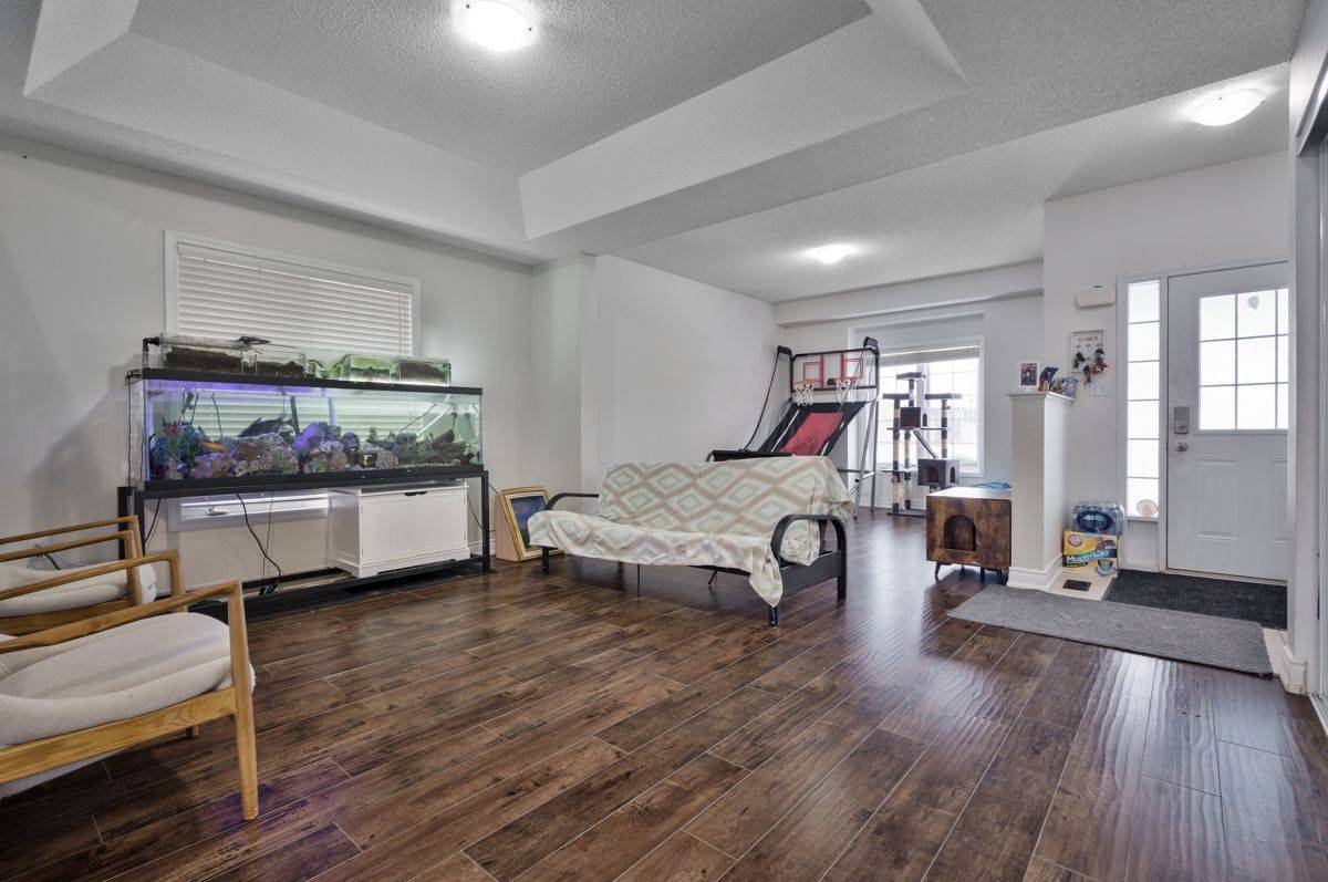 Innisfil, ON L9S 0H2,1362 Butler ST