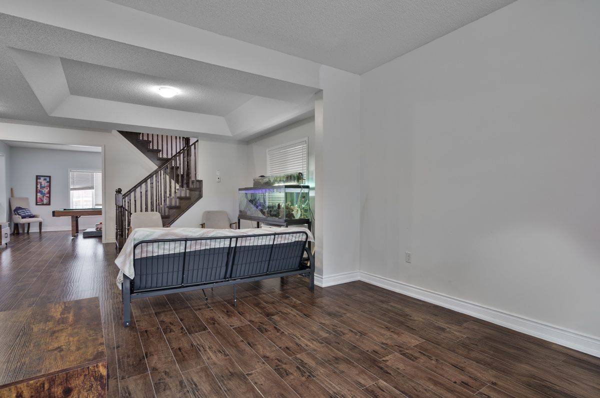 Innisfil, ON L9S 0H2,1362 Butler ST