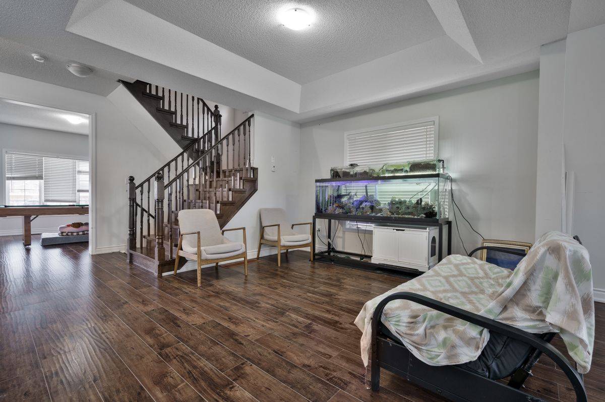 Innisfil, ON L9S 0H2,1362 Butler ST