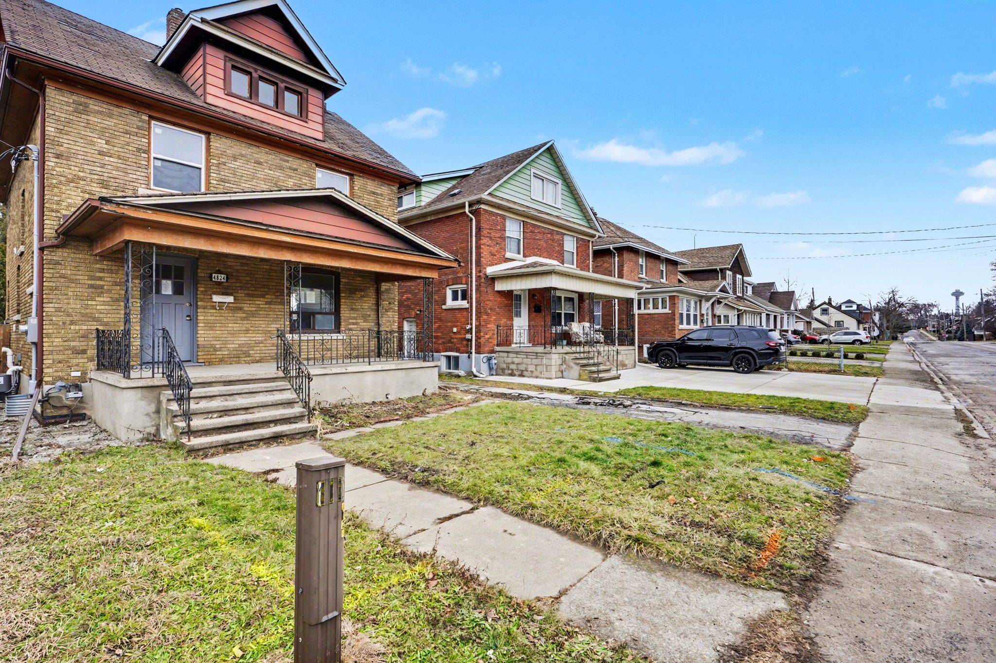 Niagara Falls, ON L2E 4P1,4824 Fourth AVE