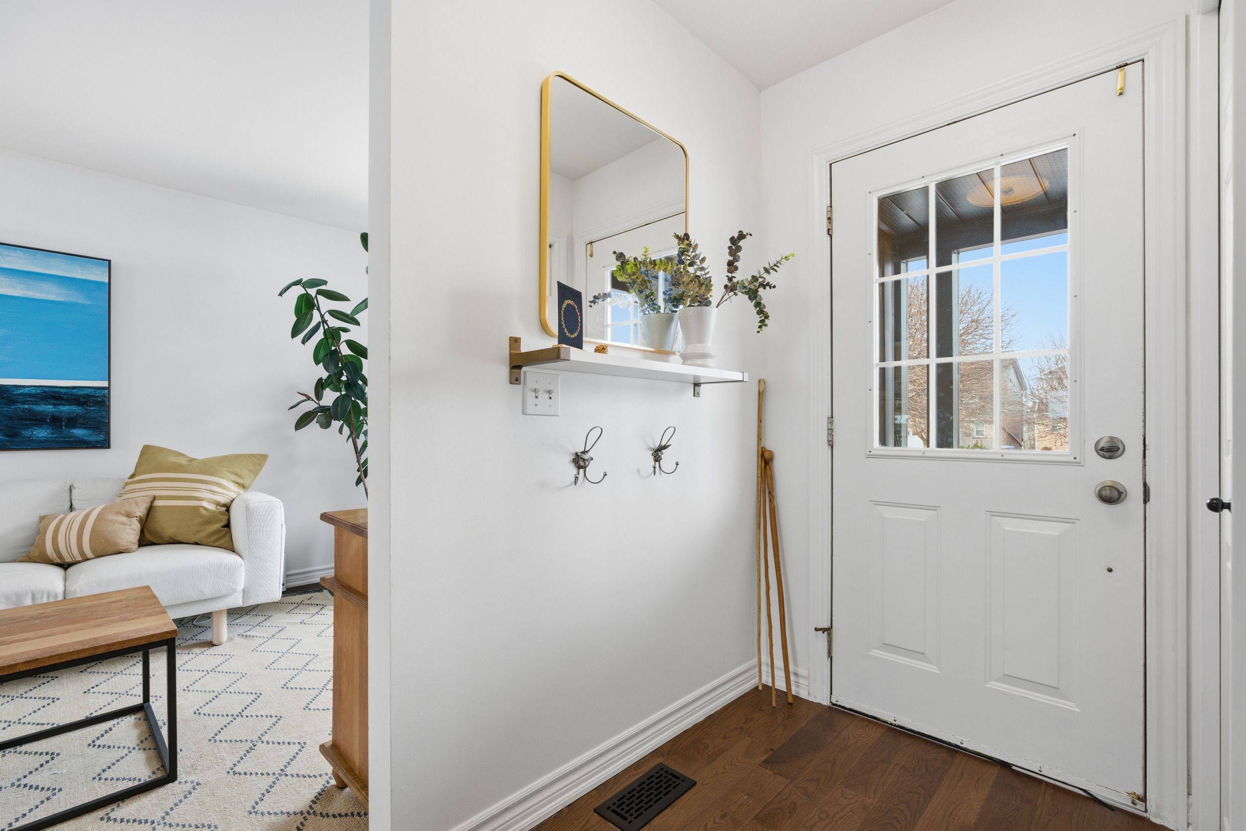 Guelph, ON N1G 4V4,121 Moss PL