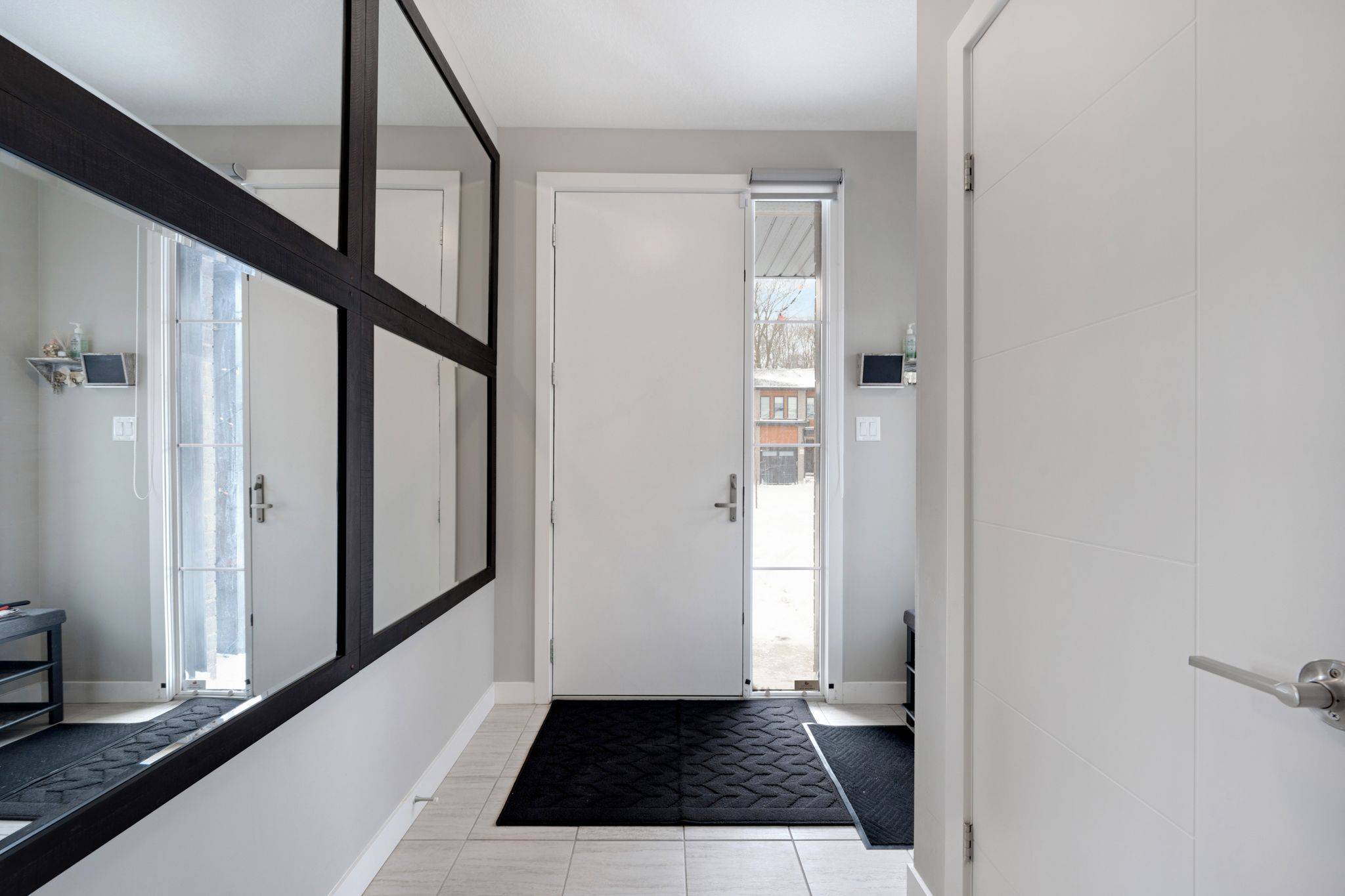 Kitchener, ON N2P 0P9,933 Robert Ferrie DR