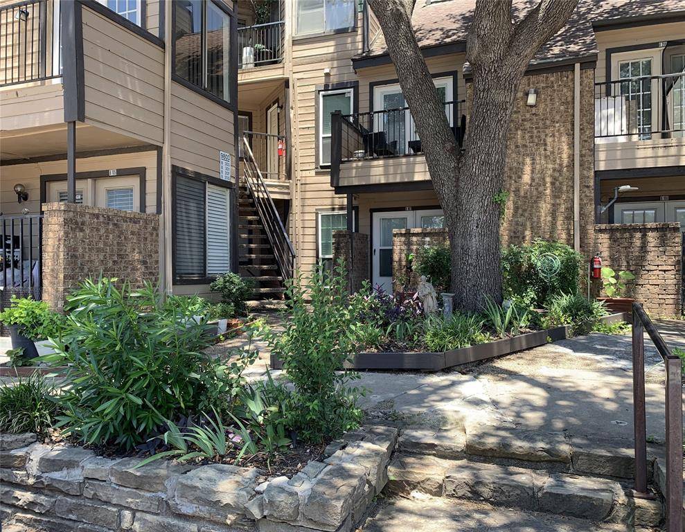 Dallas, TX 75243,9803 Walnut Street #107