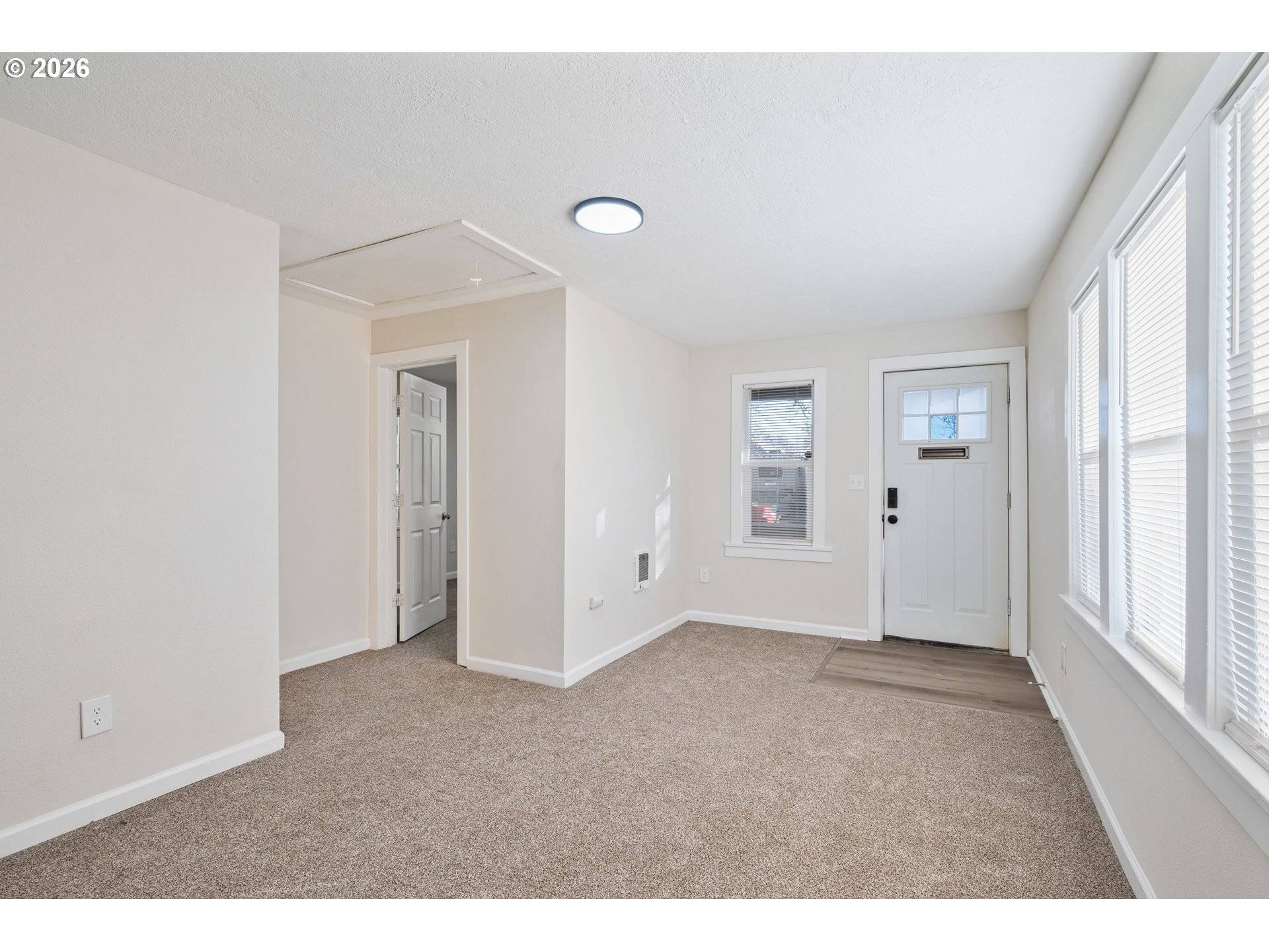 Kelso, WA 98626,309 NW 3RD AVE