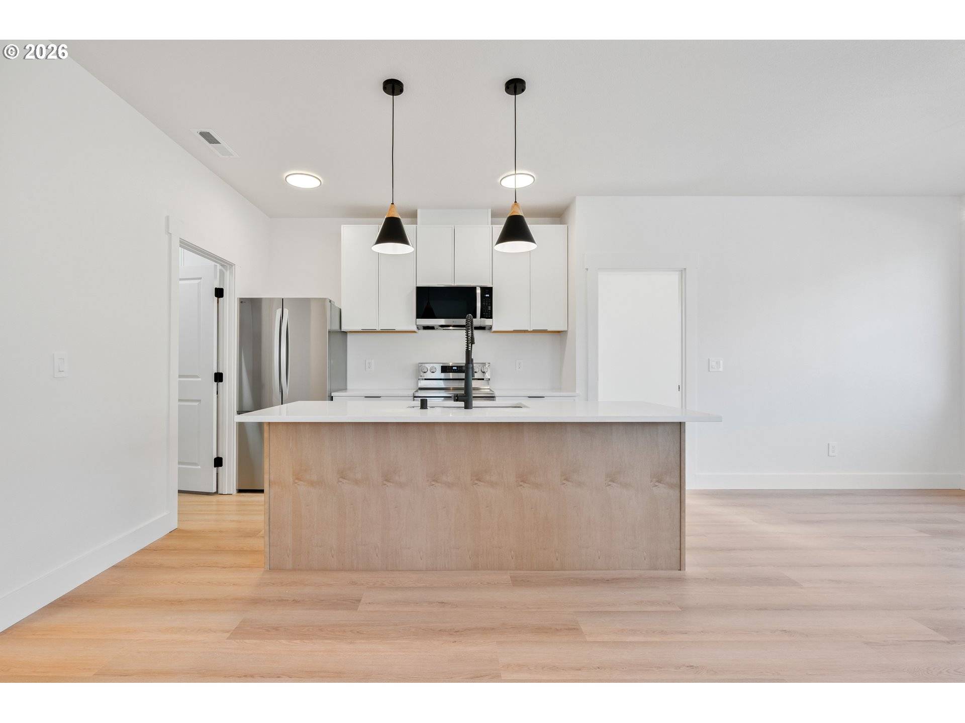 Longview, WA 98632,176 Wake Robin LN