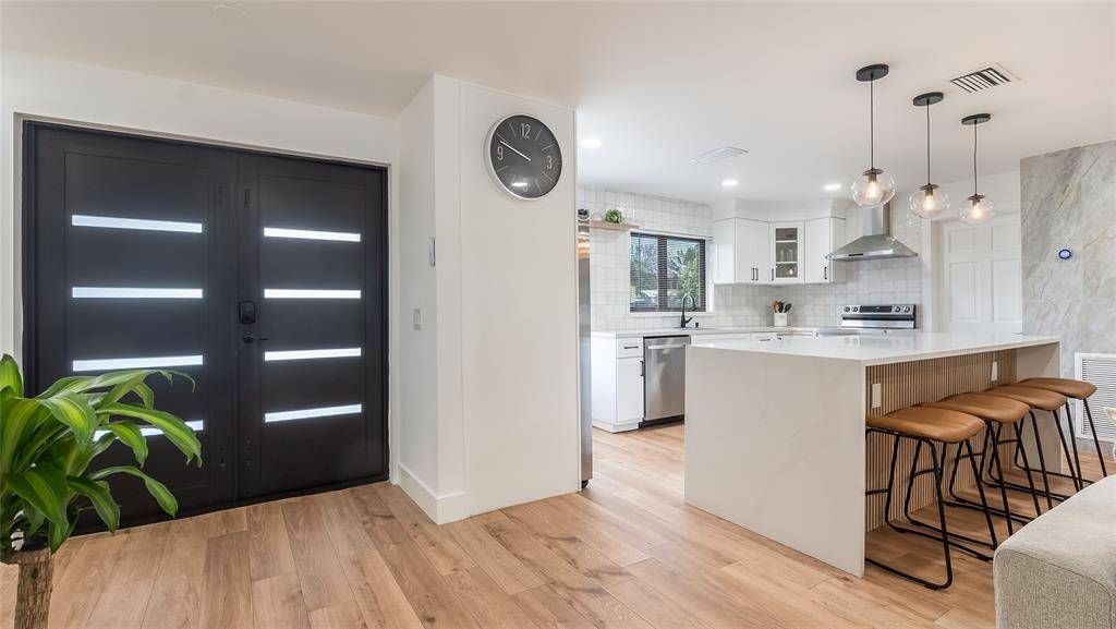 Boca Raton, FL 33486,1399 W Camino Real