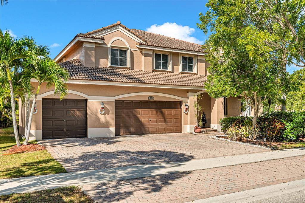 Weston, FL 33327,1551 Blue Jay Cir