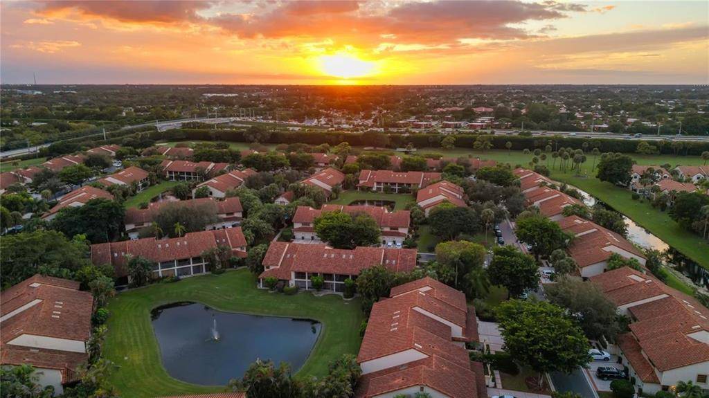 Boca Raton, FL 33433,7970 La Mirada Dr #1