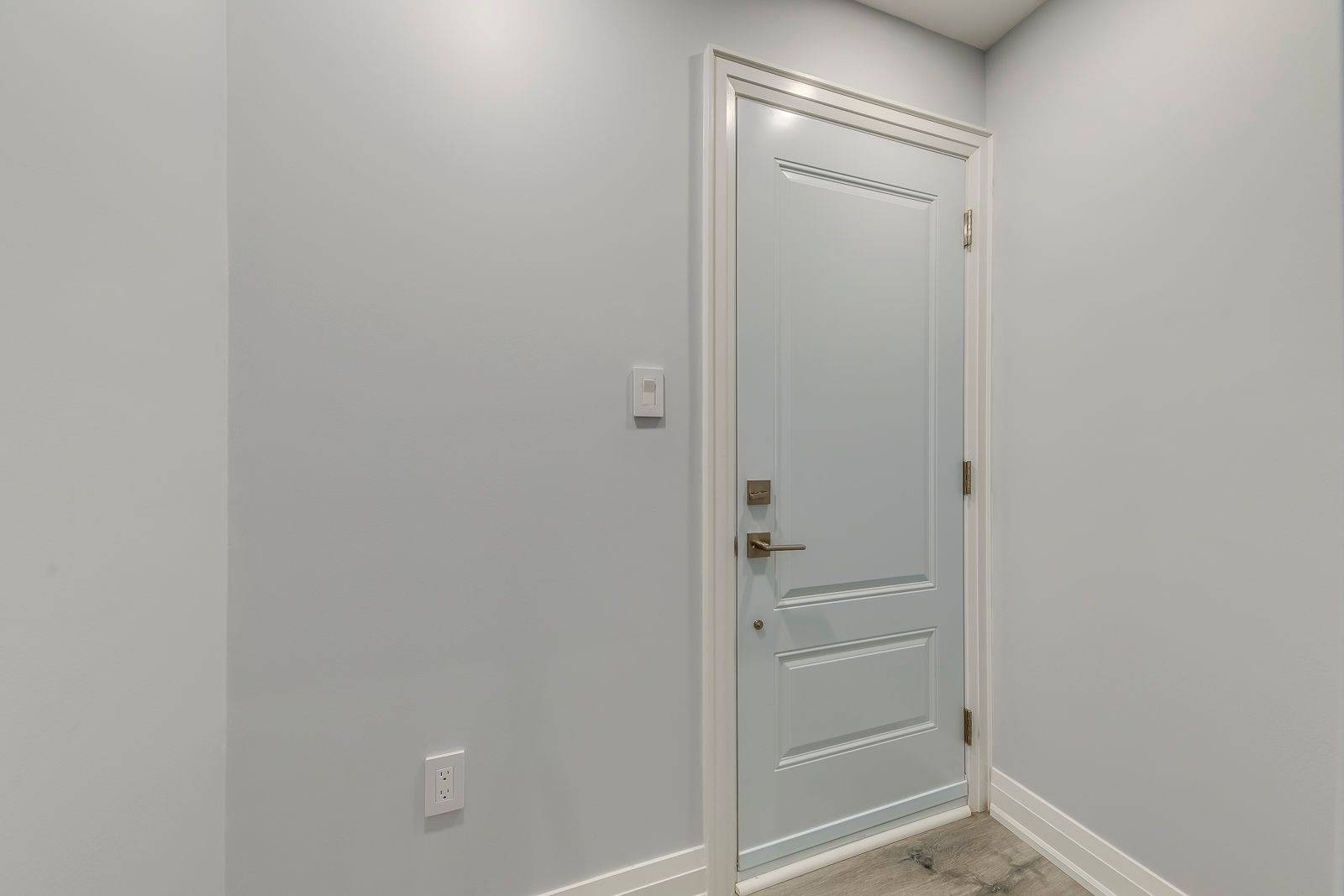 Mississauga, ON L5V 1A6,6150 Duford DR