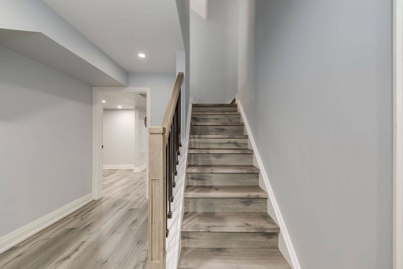 Mississauga, ON L5V 1A6,6150 Duford DR