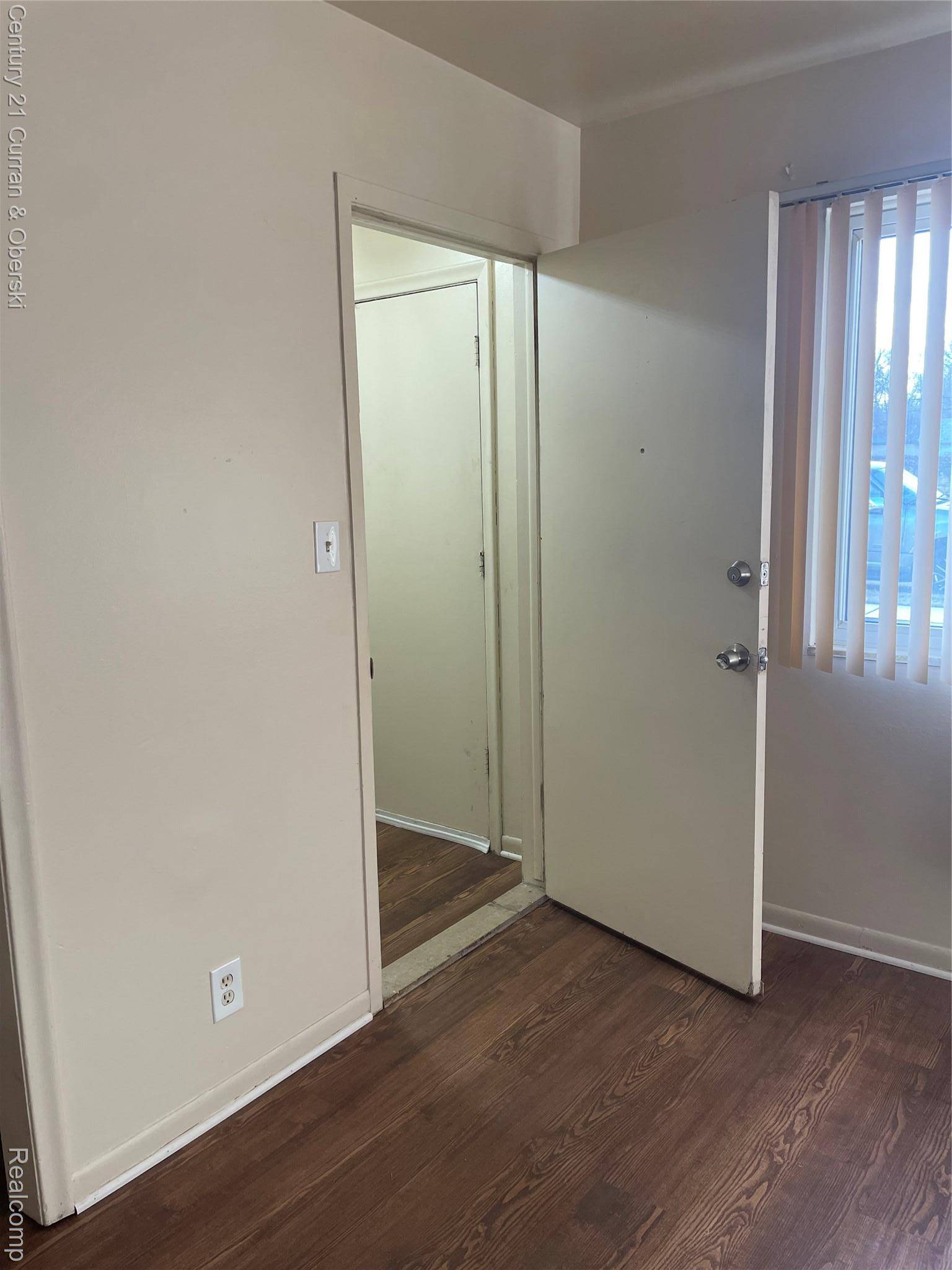 Inkster, MI 48141,125 Arcola, Unit # 6 ST