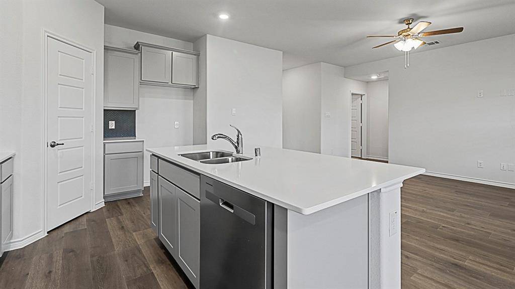 Lavon, TX 75166,753 Sunglow Way