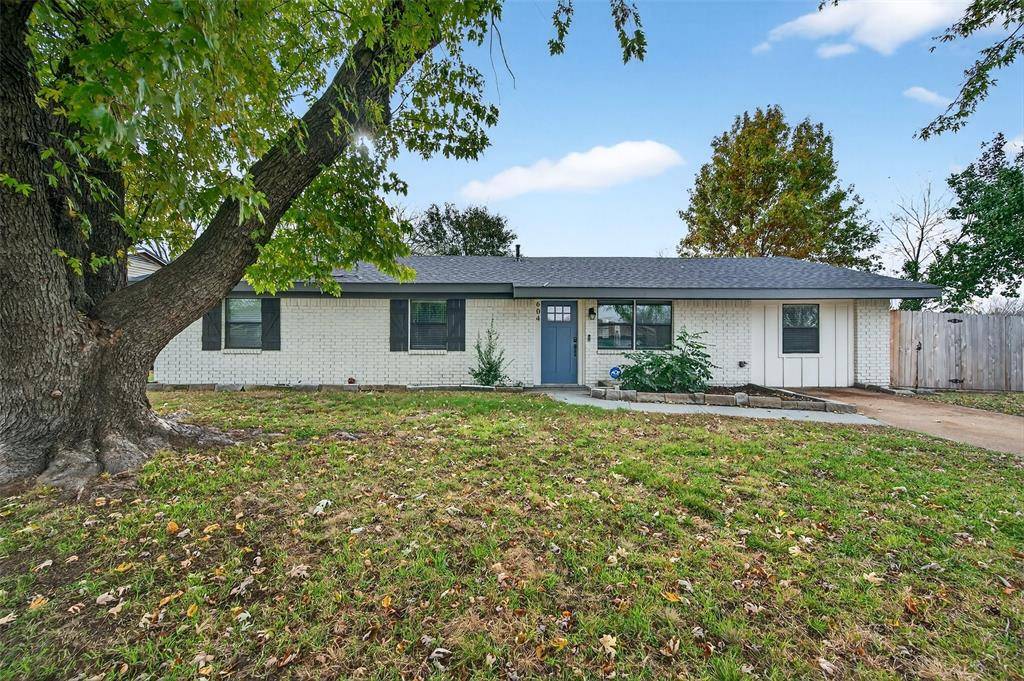 Sherman, TX 75090,604 E Summit Street